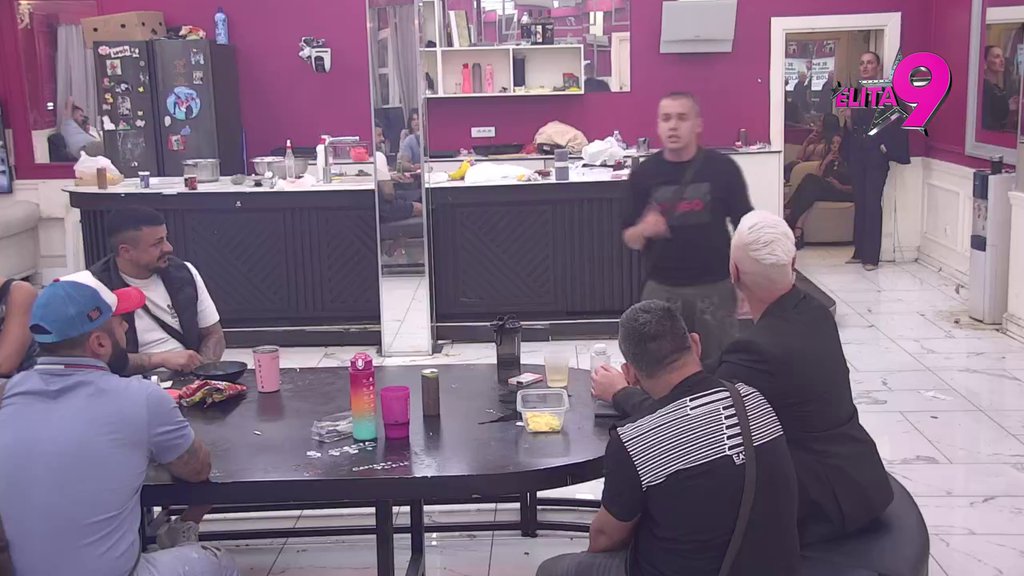 Nekada saveznici, sada ljutiti rivali: Kačavenda i Dačo okrenuli jedno drugom leđa, usledio potpuni raskol! (VIDEO)
