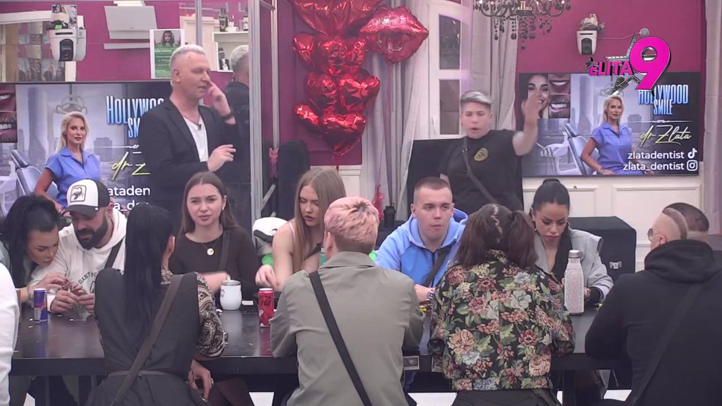 Osmeh ga odao: Ivan sklopio sve kockice, Filipa proglasio teškim folirantom! (VIDEO)