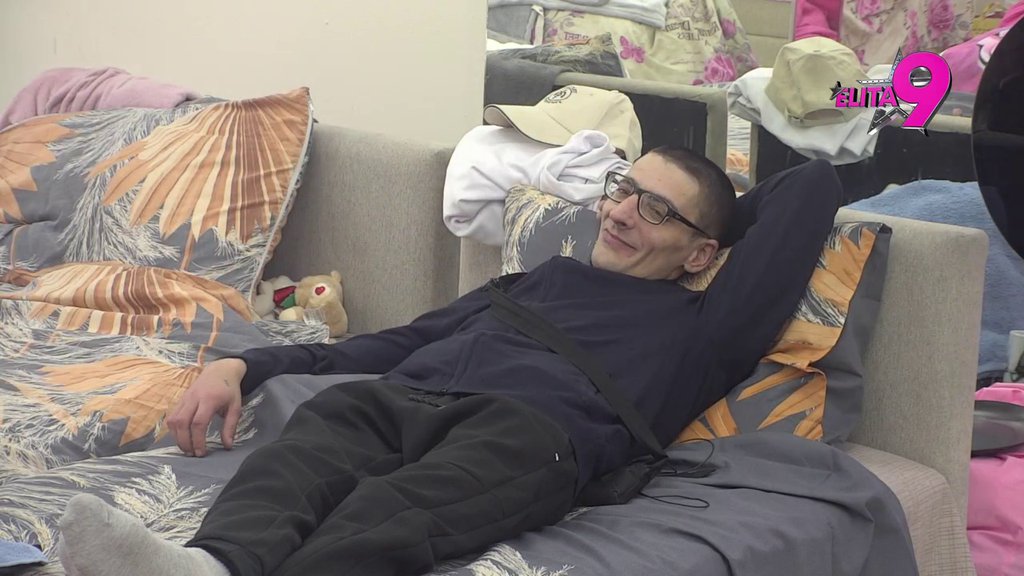 NE VERUJE NJEGOVIM REČIMA! Matora prokomentarisala Cimijeve navode da je njen brat ogovara na svakom koraku! (VIDEO)