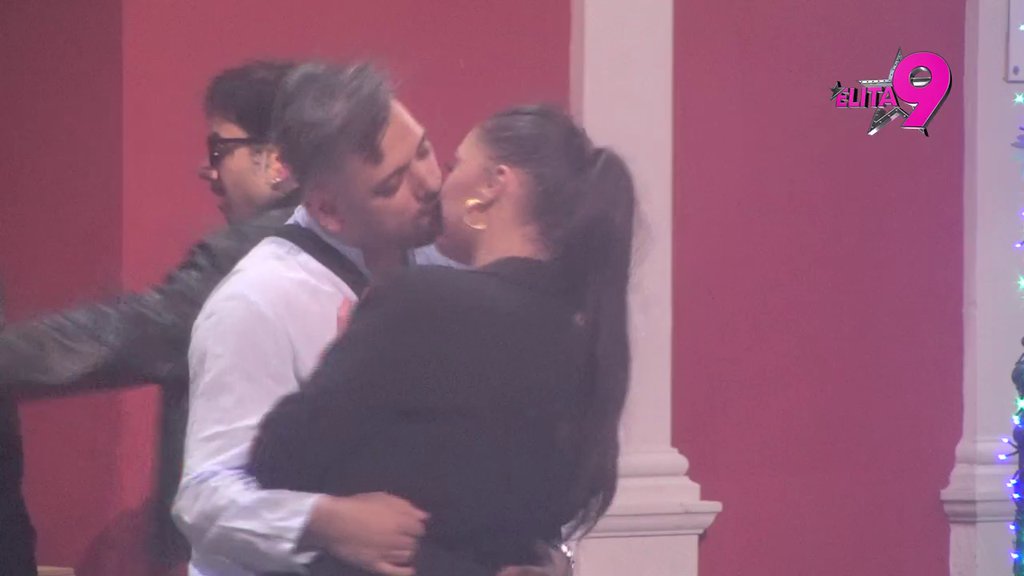 Izgorela od ljubomore: Boginja ne može da sakrije bes zbog Đukića i Aneli, lavica joj preuzela šou! (VIDEO)