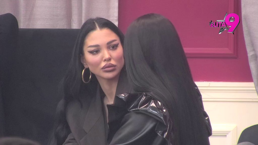 Prevarila žena pet država, što ne bi i tebe?! Jovana pevačica odmah prekorila Maju zbog druženja sa Aneli, pa joj zamerila i ovo (VIDEO)