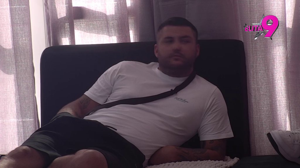 Blam za blamom! Aneli i Asmin se takmiče ko je GORI roditelj, ona rešila da Nori promeni ime i prezime od sramote, pa PLJUNULA Alibabu! (VIDEO)