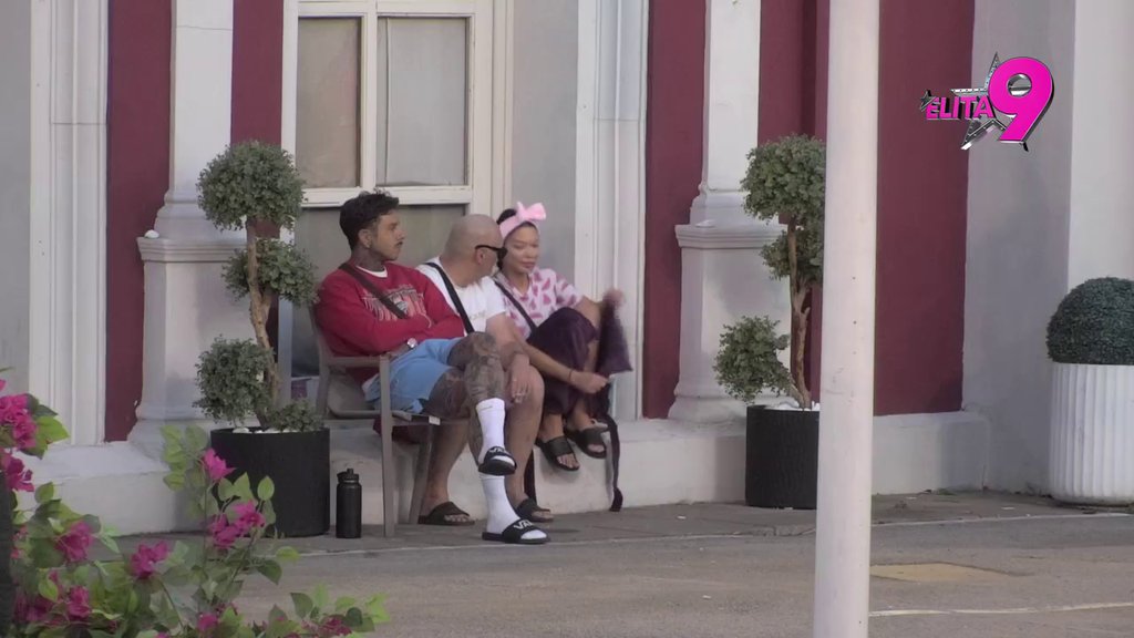 OVOME SE NIJE NADALA: Maja se pohvalila dobro odrađenom estetskom korekcijom, Đukić je potkačio: IMA LI SILIKON ZA MOZAK?! (VIDEO)