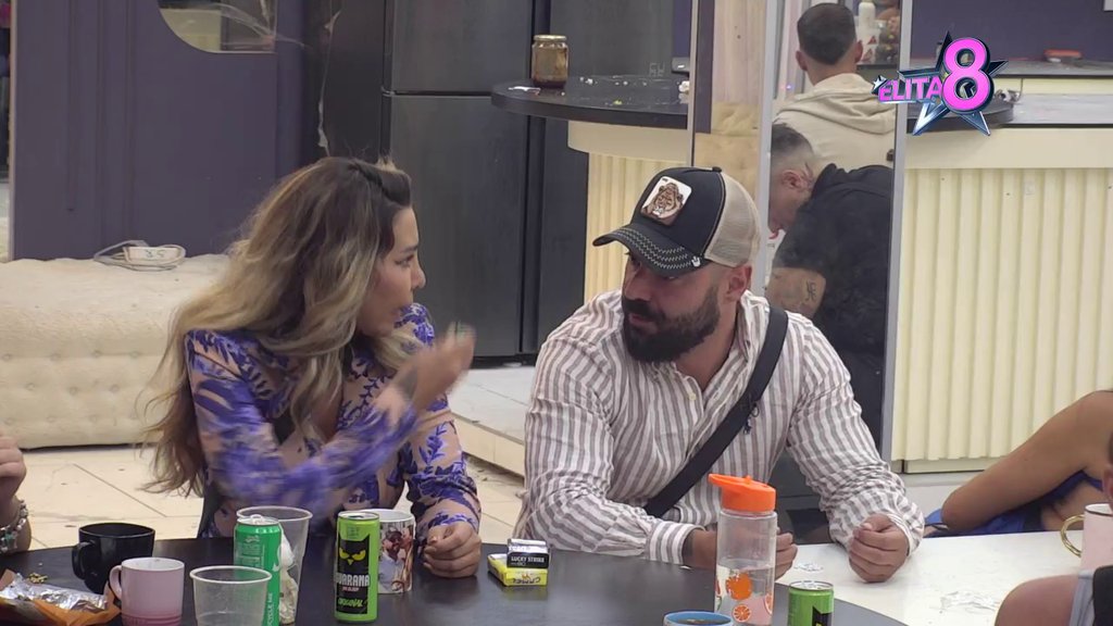 TRESE SE BELA KUĆA: Sandra i Kačavenda udruženim snagama udarile na Aneli i Luku, nastao karabmol! (VIDEO)