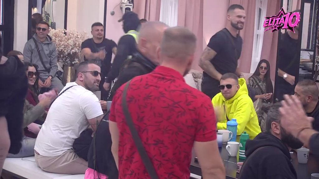 Marko Osmakčić prozvao Mahira i Cara, pa ih pozvao da odmere snage! Nakon što su odbili, evo ko mu je stao na crtu (VIDEO)