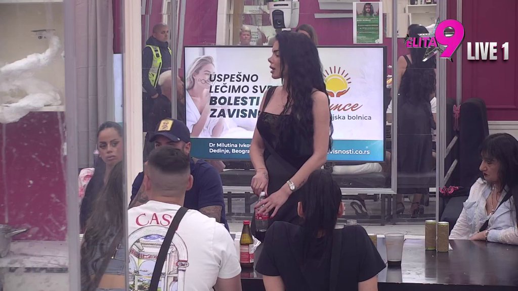 Totalni haos u Eliti: Ivan misli da se Luka približava Aneli, Kačavenda najstrašnije zaratila sa Anitom (VIDEO)