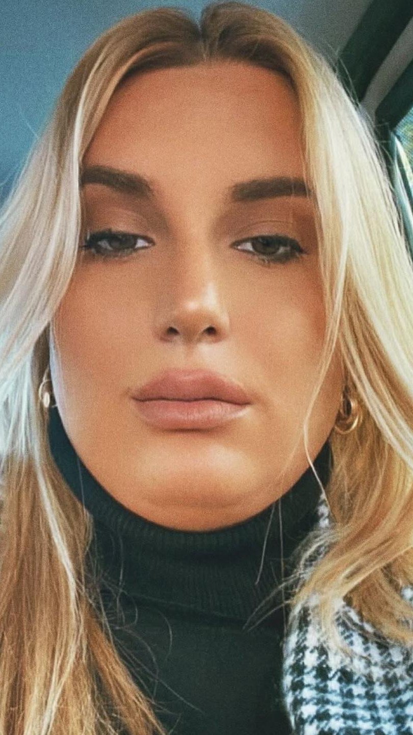 TO GOVORI O NJIHOVIM KOMPLEKSIMA I OGRANIČENJIMA: Nakon uvreda koje su Maja i Aneli uputile na njen račun, za Pink.rs se oglasila i Anitina drugarica Tamara! Jezikom seče kao mačem!