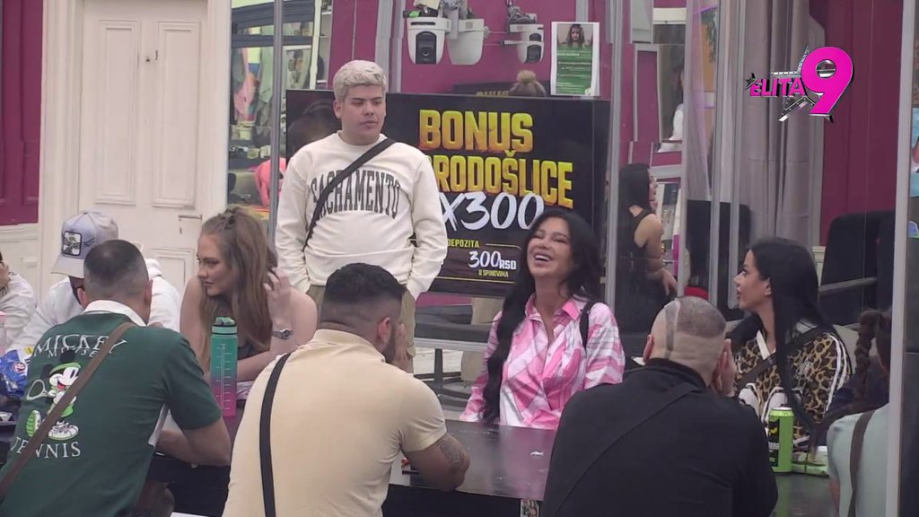 Imao si puno drugara, a sada sediš sam i gledaš u sto: Dragana demolirala Alibabu, Uroš pokušao da ponizi Staniju, ona ga postavila na mesto: Ti si zlo na štiklama, operisan si od emocija (VIDEO)