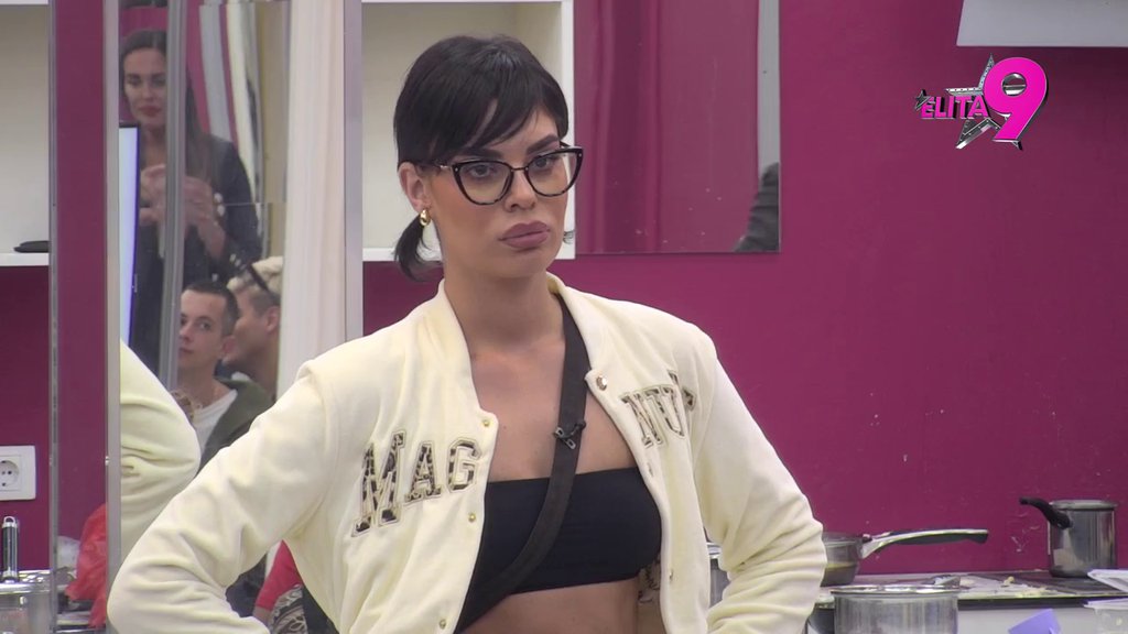 Viđali su se, ali... Nakon optužbi da je Mina Vrbaški bila ljubavnica oženjenom reperu Bibi, oglasila se njena majka Ivana i ispričala sve što zna