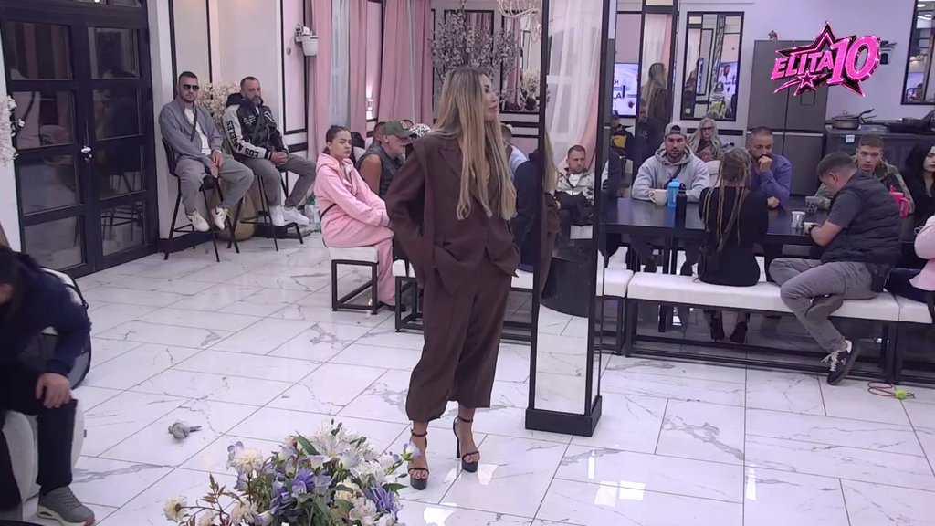Ljubomorna sam, priznajem: Aneli izjeda crv sumnje zbog Cara i Anđele, Đuričićeva negira da je ikad flertovala s njim: Ne postoje ljubavne prepiske! (VIDEO)