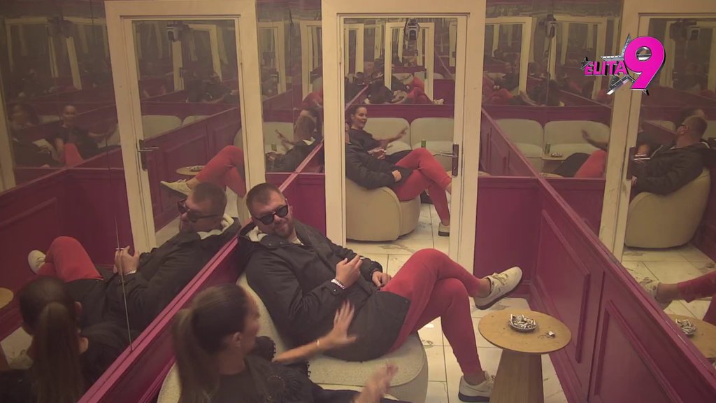 Janjuš i Kačavenda u epizodi 'KO JE LJUBOMORNIJI U OVOM ODNOSU', on joj prebacio mafine sa Mikijem Dudućem (VIDEO)