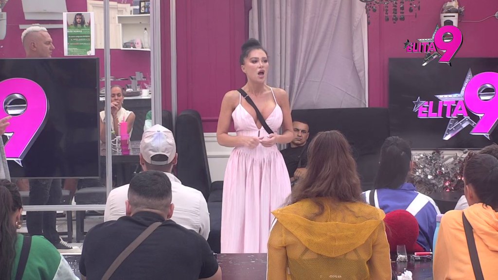 Razumem Takija: Aneli progovorila o svađama Asmina i Maje, Stanija dala svoj sud: Htela je da bude ja, a ostala je BEDNI POKUŠAJ (VIDEO)