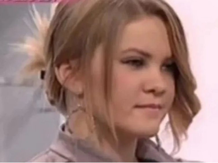 20.000 EVRA PUKLA DA BI LIČILA NA BARBIKU! Bivša rijaliti učesnica se operisala u Turskoj, a evo kako je nekad izgledala (FOTO)