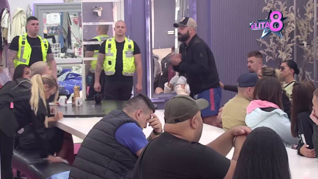 KARAMBOL: Luki pukao film, Uroša ispolivao kafom! Pljušte teške uvrede (VIDEO)