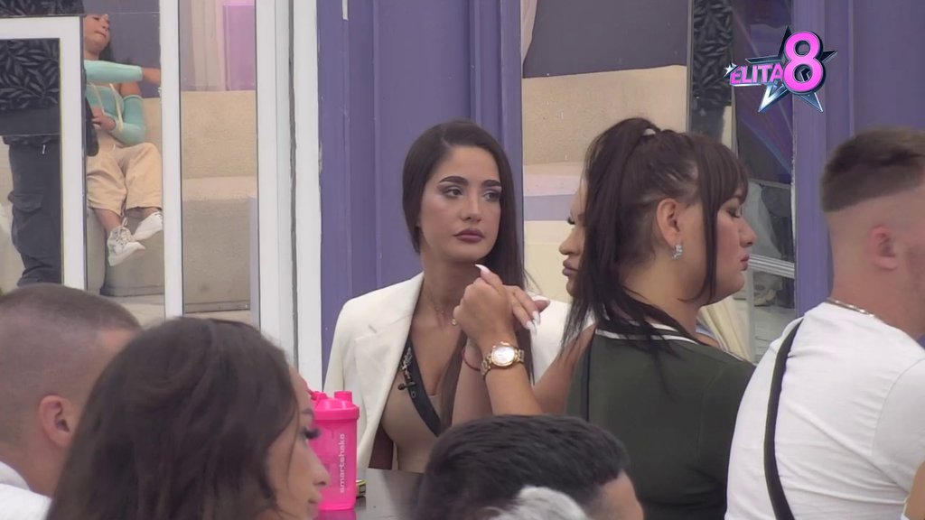 ZA MENE JE PRECRTAN: Anđela istakla da je Gastoz od nje napravio JADNICU, uvidela da  se ohladio od nje, pa on besno negirao sve njene NAVODE: NISAM ŽELEO DA TE UDALJIM OD SEBE, VEĆ... (VIDEO)