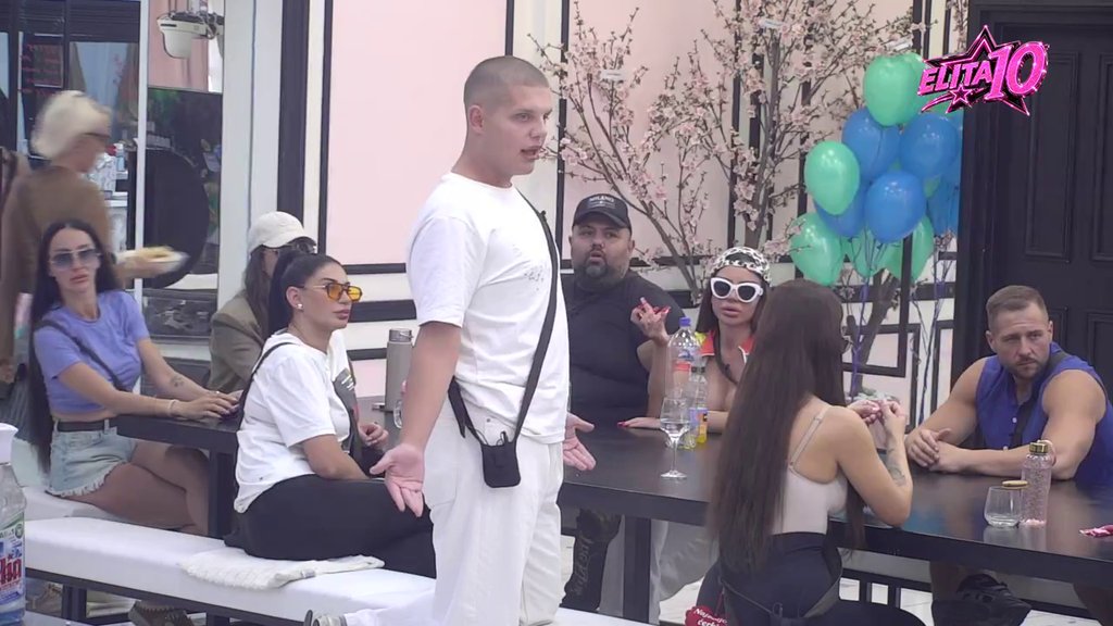 Čuo sam da je radila kao ESKORT DAMA, moj drug ju je platio! Karlo otkrio detalje burne prošlosti Glorije Jelovac, ona povikala: Ko je taj? (VIDEO)