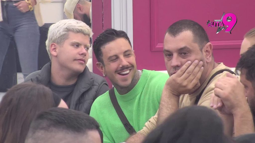 TRESE SE BELA KUĆA! Maja priznala šta oseća prema Filipu, Anita potonula kao Titanik: Ja mogu pogledom, a one ne mogu gole (VIDEO)