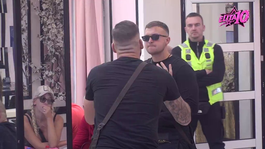 Bila je golišava, on je krišom snimao! Osmakčić konačno otkrio koji kec u rukavu Car drži protiv Glorije (VIDEO)