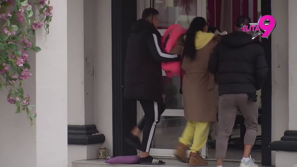 VRATILA SE NA VELIKA VRATA: Maja Marinković stigla u Belu kuću, Luka je srdačno dočekao, pa joj uputio OVE reči! (VIDEO)