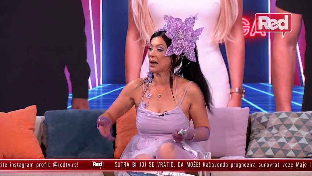 Te poruke mogu da budu montirane! Vendi pozvala Daneta (70) da dođe u emisiju UŽIVO, ni pored dokaza ne veruje da je Sofija bila sa njim! (VIDEO)