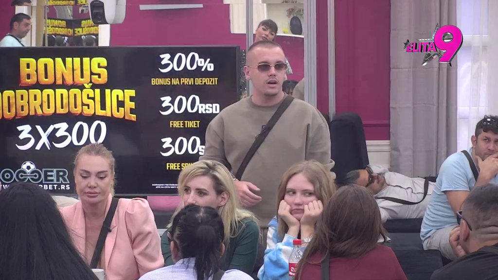 Uživa dok je dečko naziva k*rvom: Sari ne smetaju Ivanove prozivke, ubeđena da je bio nervozan! (VIDEO)