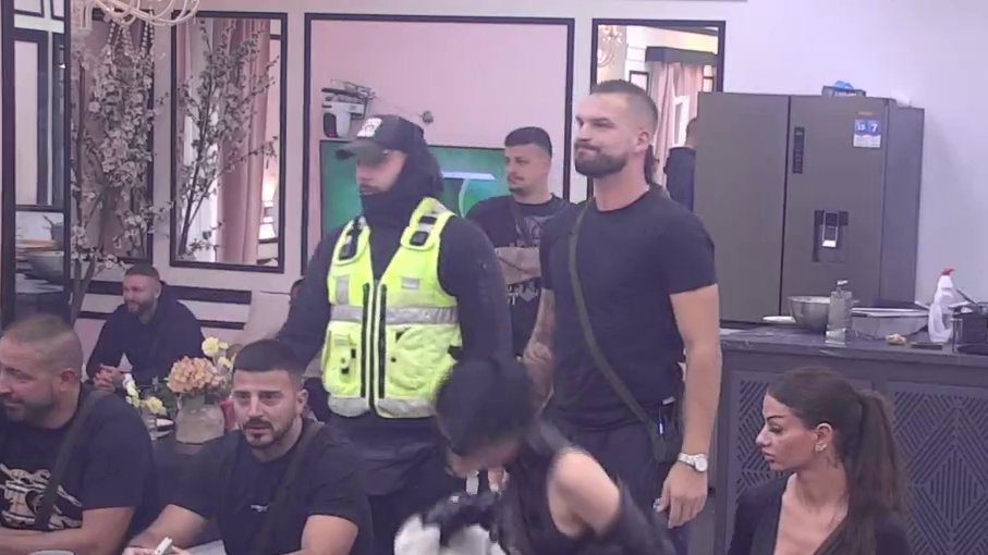 Marko Osmakčić prozvao Mahira i Cara, pa ih pozvao da odmere snage! Nakon što su odbili, evo ko mu je stao na crtu (VIDEO)