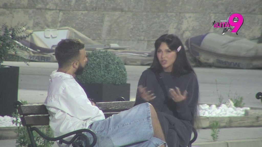 Nora je dobila novu maćehu, pobeći će i ovaj od nje: Stanija nikad žešće udarila na Asmina, pa priznala: Skidala je muževe pevačica, znam ja mnogo toga (VIDEO)