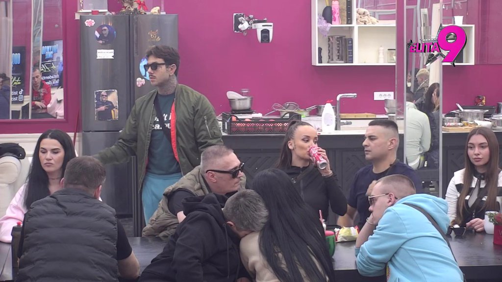 Teodora je ispala nepoštena, kakav god da je Bebica... Filip naivan kao FRANCUSKA SOBARICA, Delićeva ostala na stubu srama, a on pokušava da se izvuče! (VIDEO)