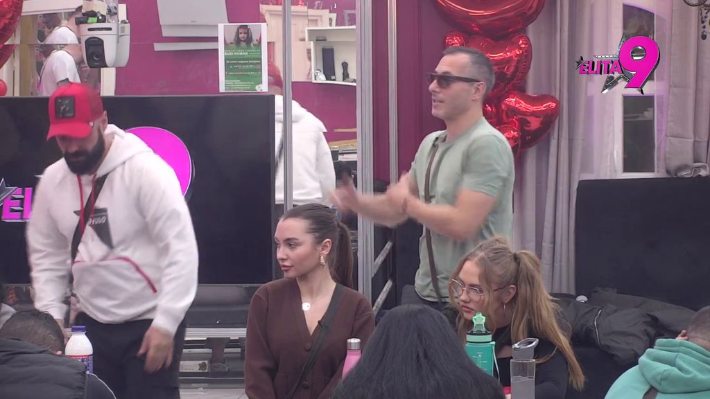 Ponižava me, zaljubljen je: Kačavenda skinula Janjušu masku, ovakvu njihovu ljubavnu svađu niste do sada videli (VIDEO)