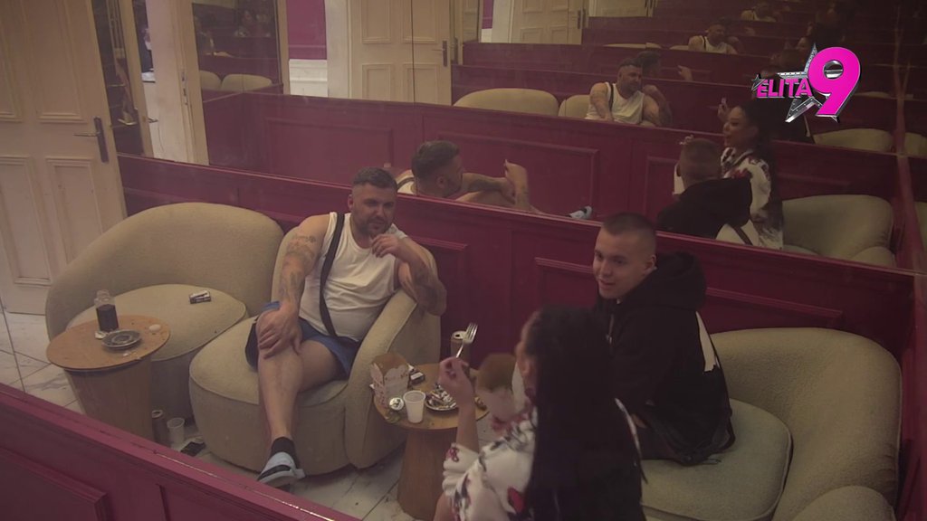 Nekrunisani kralj poniženja! Asmin pokušao preko Dače da dokaže Maji da ga samo ona zanima, ali bezuspešno (VIDEO)