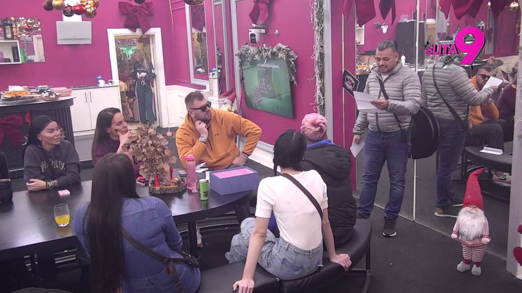 Filip šokirao učesnike: Uložio poslednji atom snage da tačno odgovori na pitanja, evo na čemu je pao (VIDEO)