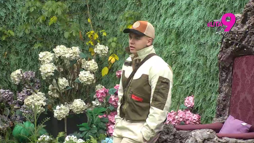 NJENA REAKCIJA JE SVAKOG UTORKA SVE JAČA: Dača uveren da je Asmin ušao Maji pod kožu, istakao da je njeno prijateljstvo sa Stanijom LAŽNO: OVAKVO PONAŠANJE NE SME DA IMA DRUGARICA! (VIDEO)