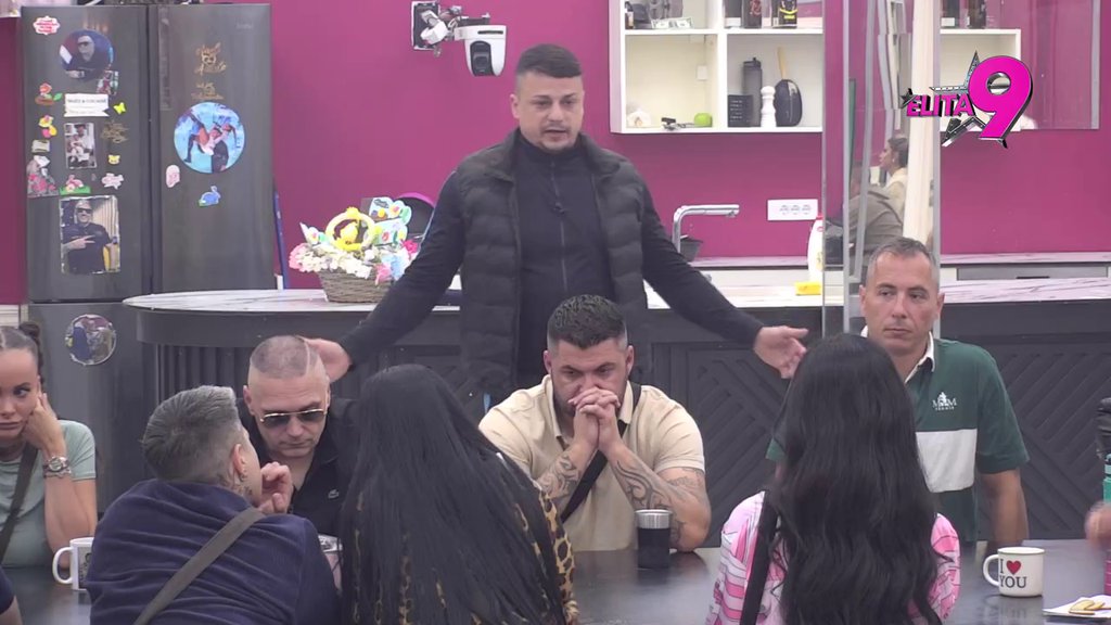 Što si je upoznao s porodicom ako je prostitutka?! Terza demolirao Asminovu muškost, Nerio zaboravio da mu je tetka pljuvala Hanu, pa stao na njenu stranu (VIDEO)