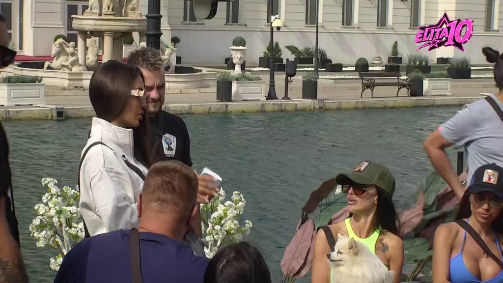 Služi se ironijom i sarkazmom: Matora istakla da Janjuš krije svoje pravo lice, Anđela iskoristila priliku da potkači Karića (VIDEO)