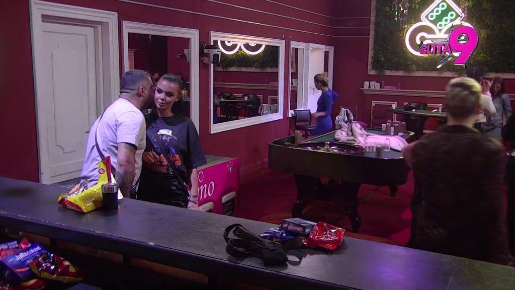 Zakopali ratne sekire: Anita spustila loptu i povukla prvi potez za pomirenje sa Alibabom! (VIDEO)