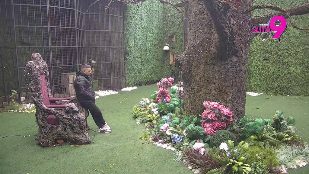 DO POMIRENJA ĆE DOĆI: Bebica svu Teodorinu krivicu SVALIO NA SEBE, spreman da pređe preko svega da bi bio pored nje! (VIDEO)