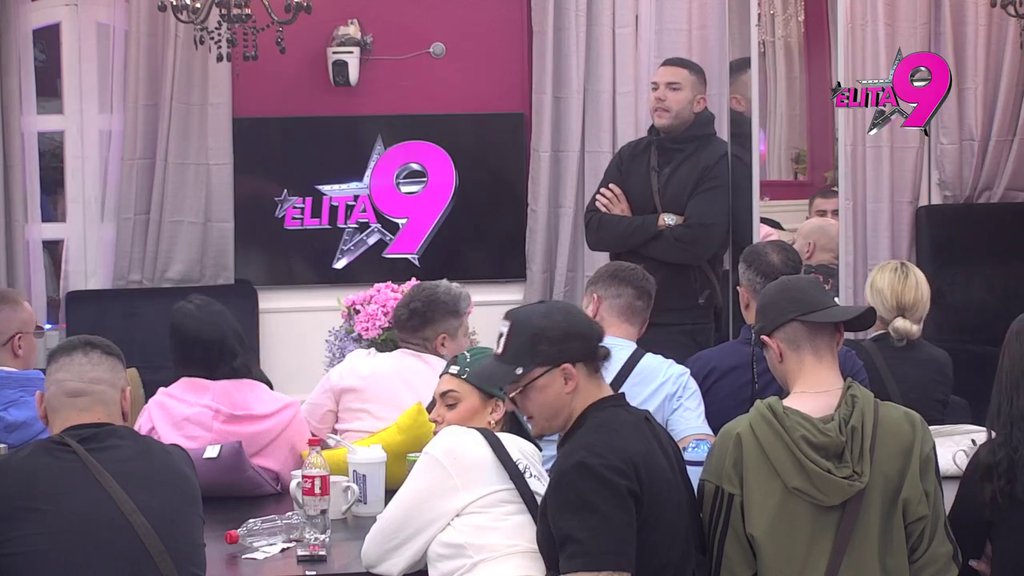 Totalno pomračenje Luke Vujovića: Aneli ga isprozivala da glumi žrtvu, Anđelo mu do kraja skinuo masku! (VIDEO)