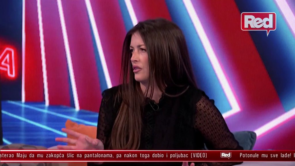 Stižu tužbe za Maju i Boru: Boginjina sestra uništila Santanu zbog gnusnog vređanja njihovih pokojnih roditelja! (VIDEO)