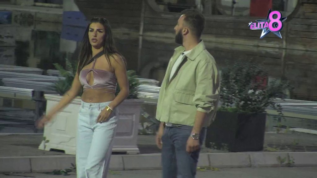 Kada bih se pomirila, ne bih volela sebe: Ena Čolić nikad iskrenije progovorila o problemima sa Pejom, otkrila šta misli o Zlati, pa odsvirala kraj! (VIDEO)