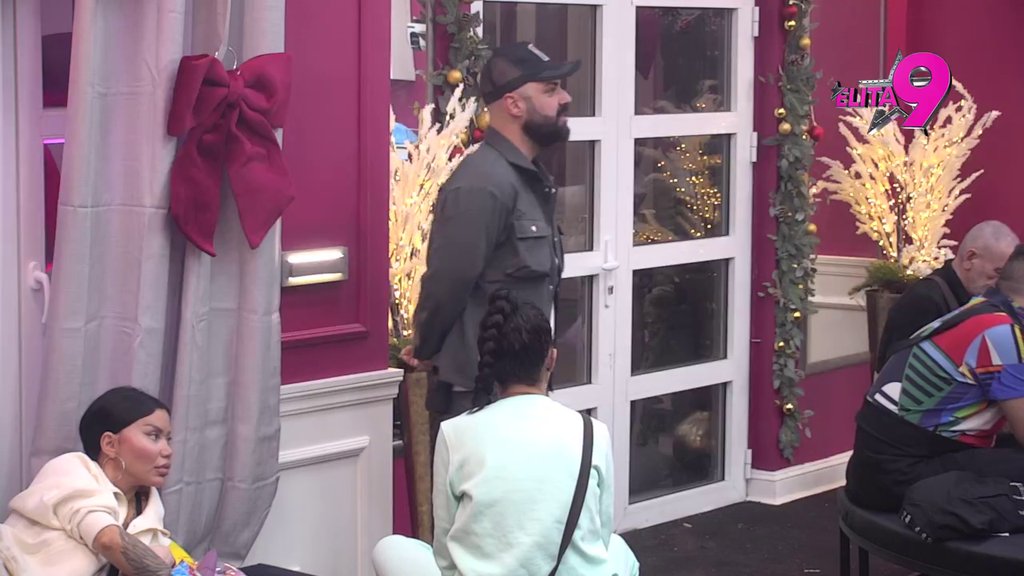 Pukao mu film kao nikad: Đukić razvezao jezik i brutalno unakazio Luku, uveren da je 30 godina prijateljstva prodao zbog rijalitija! (VIDEO)