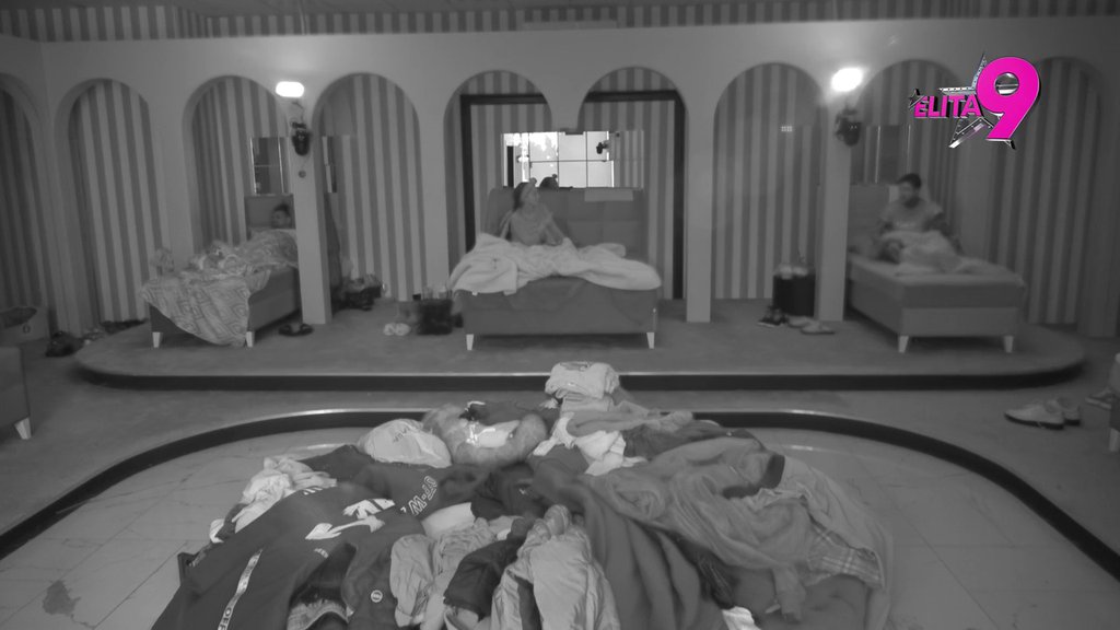 Sve gori u kući odabranih: Maja i Filip u novom okršaju, pljušte niski udarci! (VIDEO)