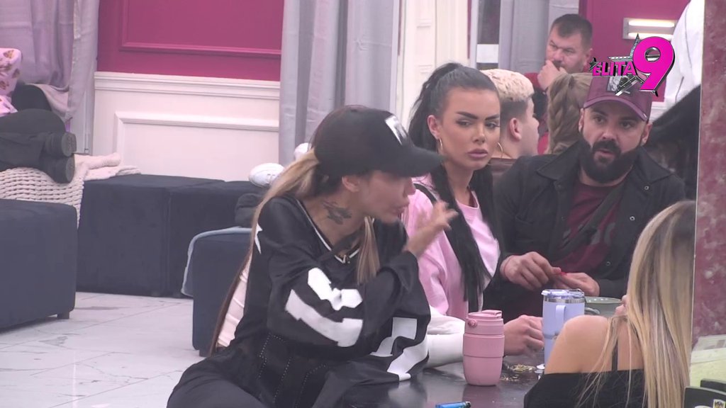 Ne smiruju se: Nova drama Anite, Luke i Aneli! Otkriveno kako Vujović beži od bivše verenice, nastao haos (VIDEO)