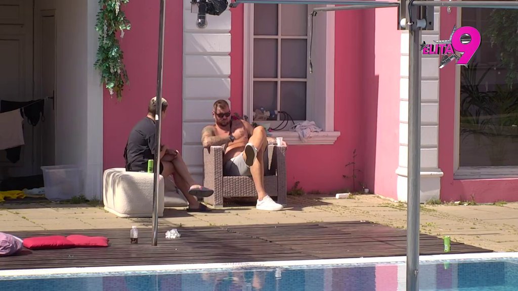PONAŠAJ SE NORMALNO, VODI SVOJU BRIGU: Janjuš podneo Urošu detaljan izveštaj o greškama koje često pravi! (VIDEO)