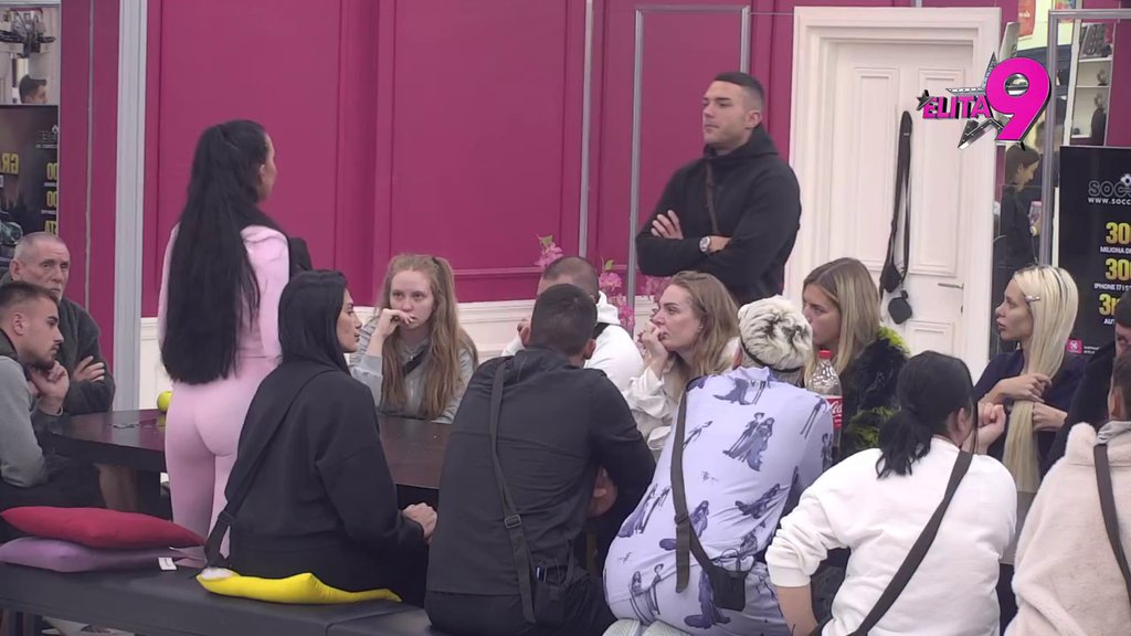 RAT DO ISTREBLJENJA: Anđelo obelodanio skandalozne detalje! Anita zbog raskida htela sebi da oduzme život, a njemu ostavi sina Alekseja (VIDEO)