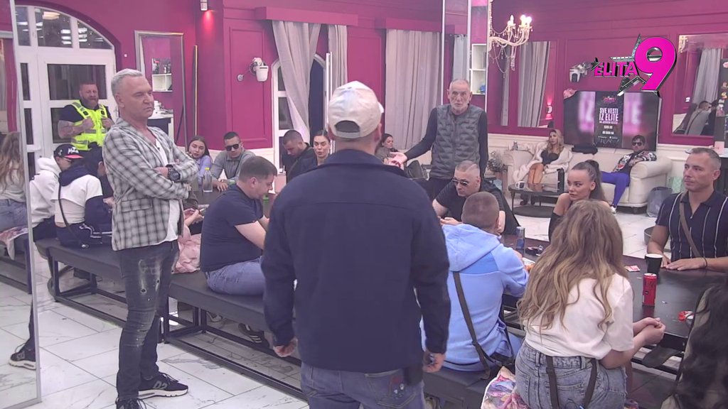 Biljana ima zeleno svetlo, nek ispriča sve: Luki pala roletna, poslao mami APEL da raskrinka Baju: Nije došao na Noino krštenje, a ovamo... (VIDEO)