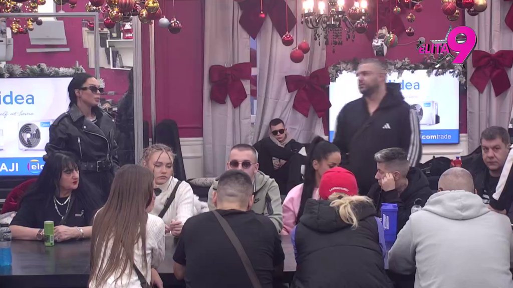 Ovog puta učenik ne može da nadmaši učiteljicu: Alibaba javno priznao da se zaljubio u Maju, ona sigurna da želi da je navuče i šutne! (VIDEO)