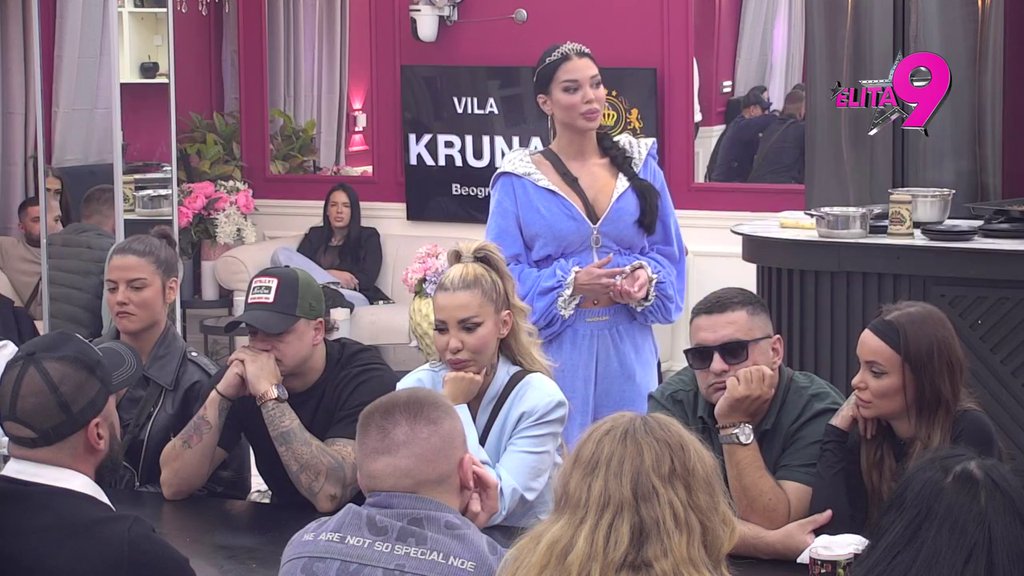 Reže britkim jezikom kao niko: Maja demolirala Aneli brutalnim prozivkama, leti perje na sve strane! (VIDEO)