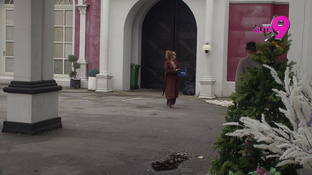 Ništa se ove devojke ne dokazuju, Filipe, nemoj više da ih... Goca Džehverović ispreskakala Đukića, ovo je HIT! (VIDEO)