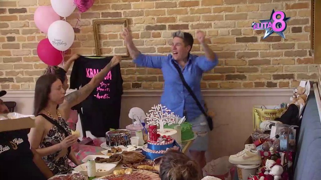 Ponovo drugarice! Aneli i Matora zakopale ratne sekire, pa zajedno otvarale poklone od Ermine (VIDEO)