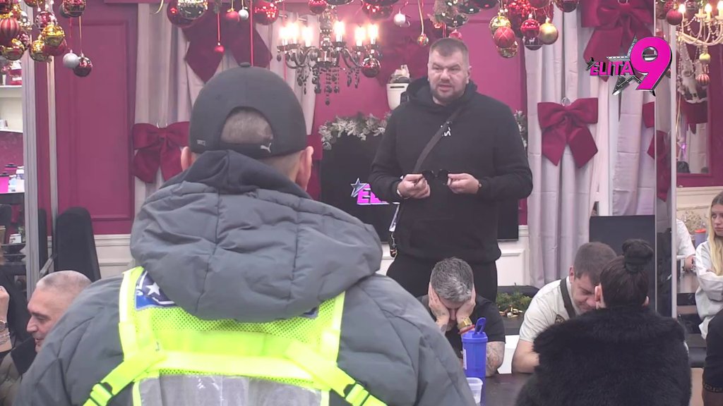 Krah prijateljstva! Kačavenda podivljala zbog Jakšićke, odjavila Janjuša za sva vremena: Sutradan je pio kafu s njom, LAŽE SVE, završio si sa mnom! (VIDEO)